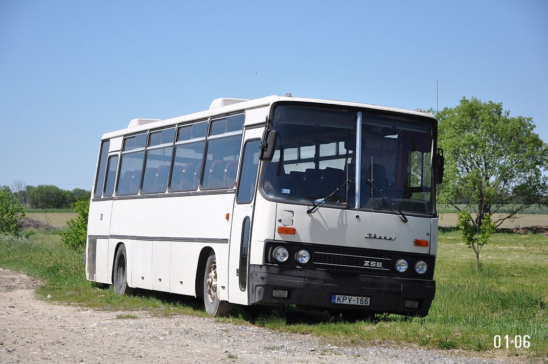 Венгрия, Ikarus 256.75 № KPY-166