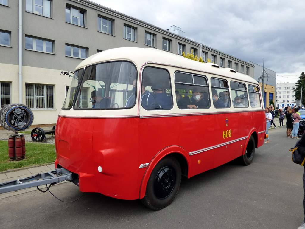 Польша, Jelcz PO1 № 608