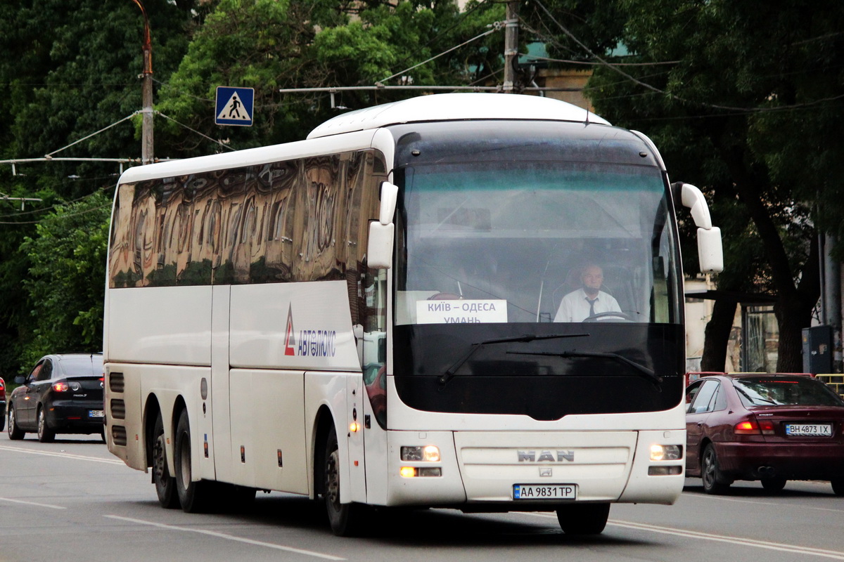 Киев, MAN R08 Lion's Coach L RHC444 L № 758