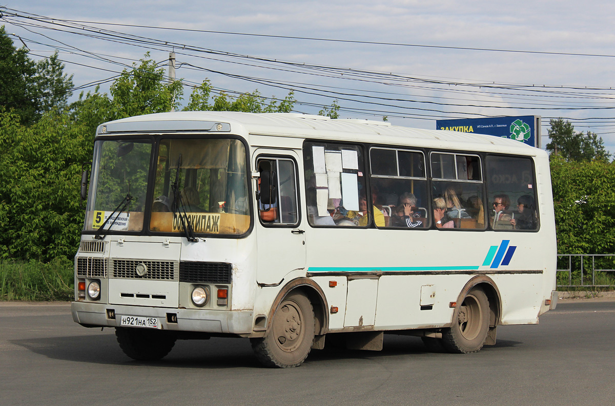 Nizhegorodskaya region, PAZ-32053 # Н 921 НА 152