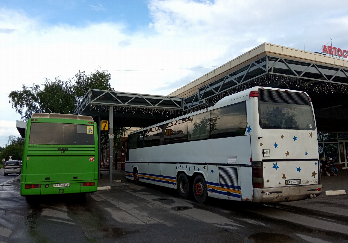 Харьковская область, Neoplan N316/3SHDL Transliner № AX 2924 EC; Харьковская область, MAN A01 ÜL353 № 35