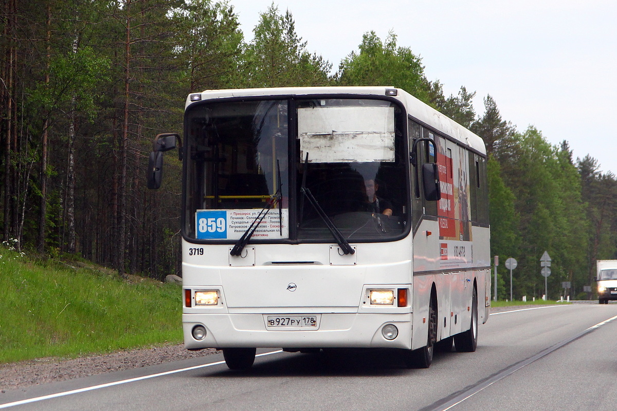 Санкт-Пецярбург, ЛиАЗ-5256.61 № 3719