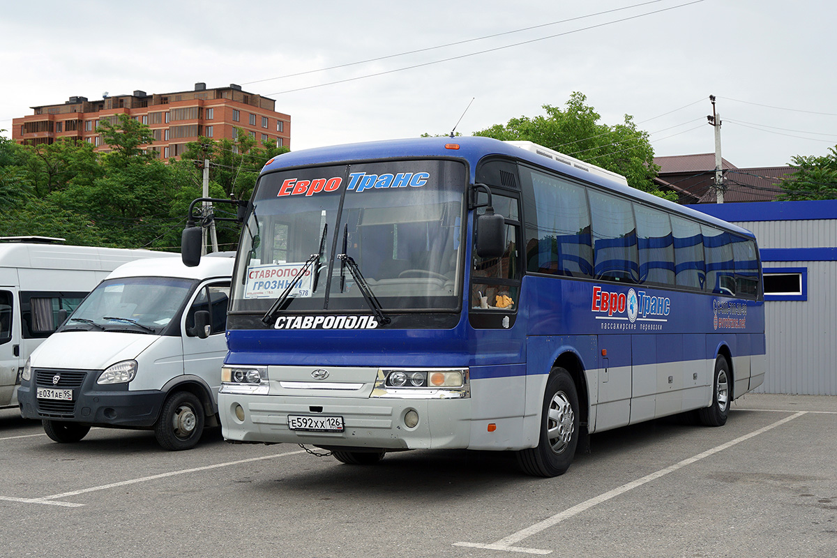 Ставропольский край, Hyundai AeroSpace LS № Е 592 ХХ 126