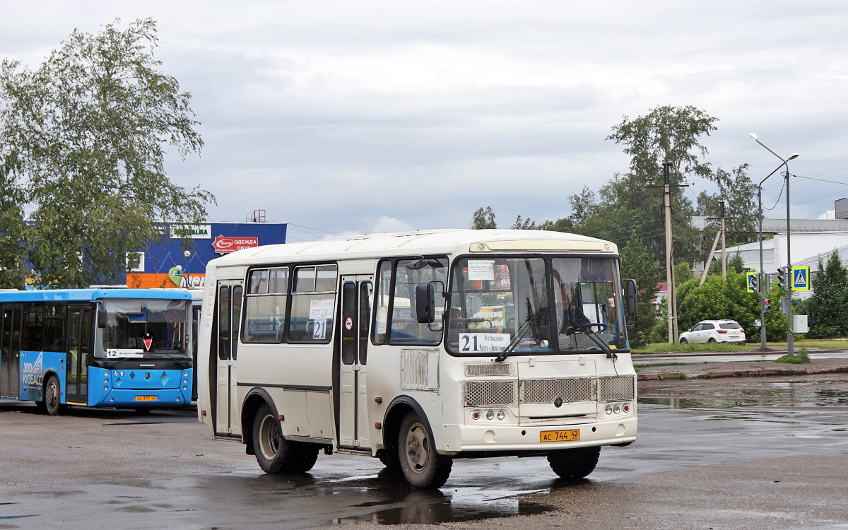 Кемеровская область - Кузбасс, ПАЗ-32054 № АС 744 42