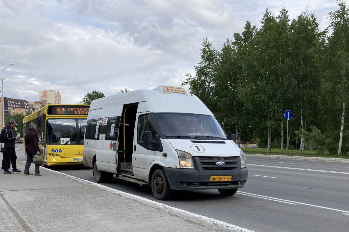 Ханты-Мансийский АО, Нижегородец-222702 (Ford Transit) № АМ 260 86