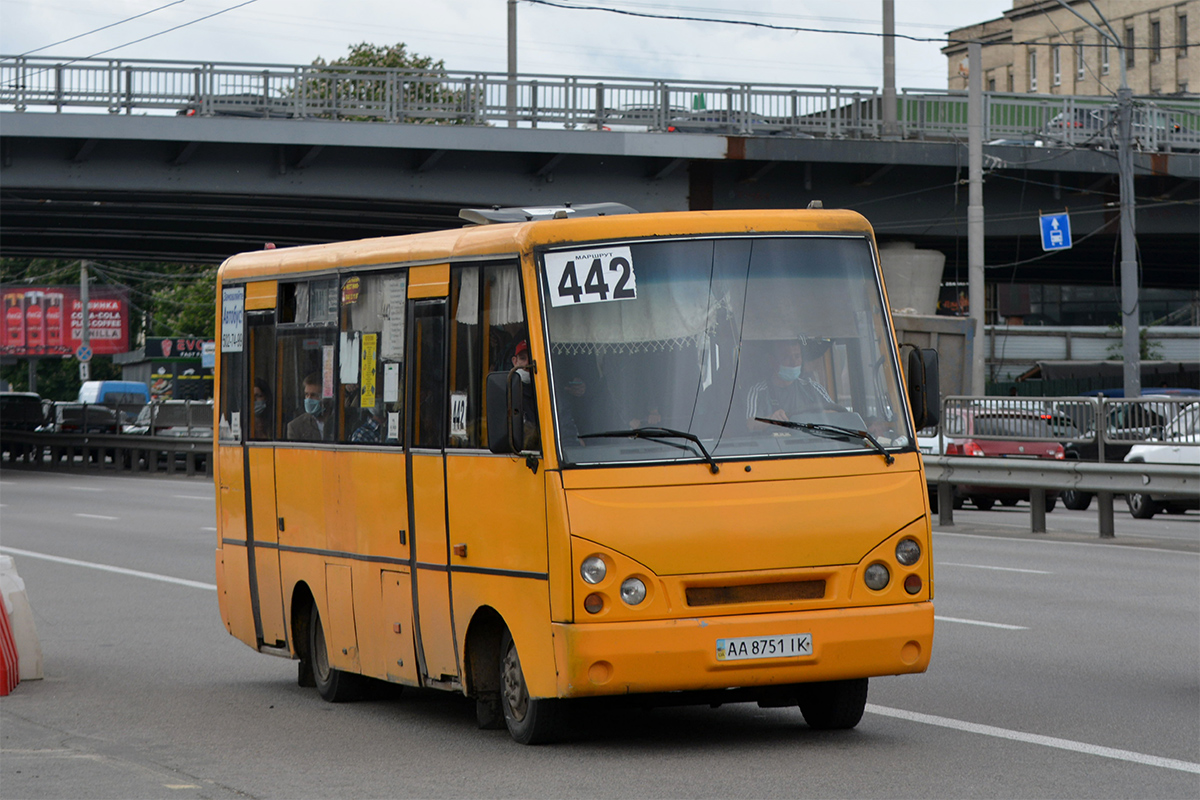 Киев, I-VAN A07A-30 № AA 8751 IK