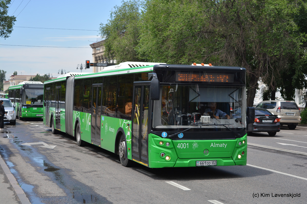 Almaty, LiAZ-6213.65 # 4001