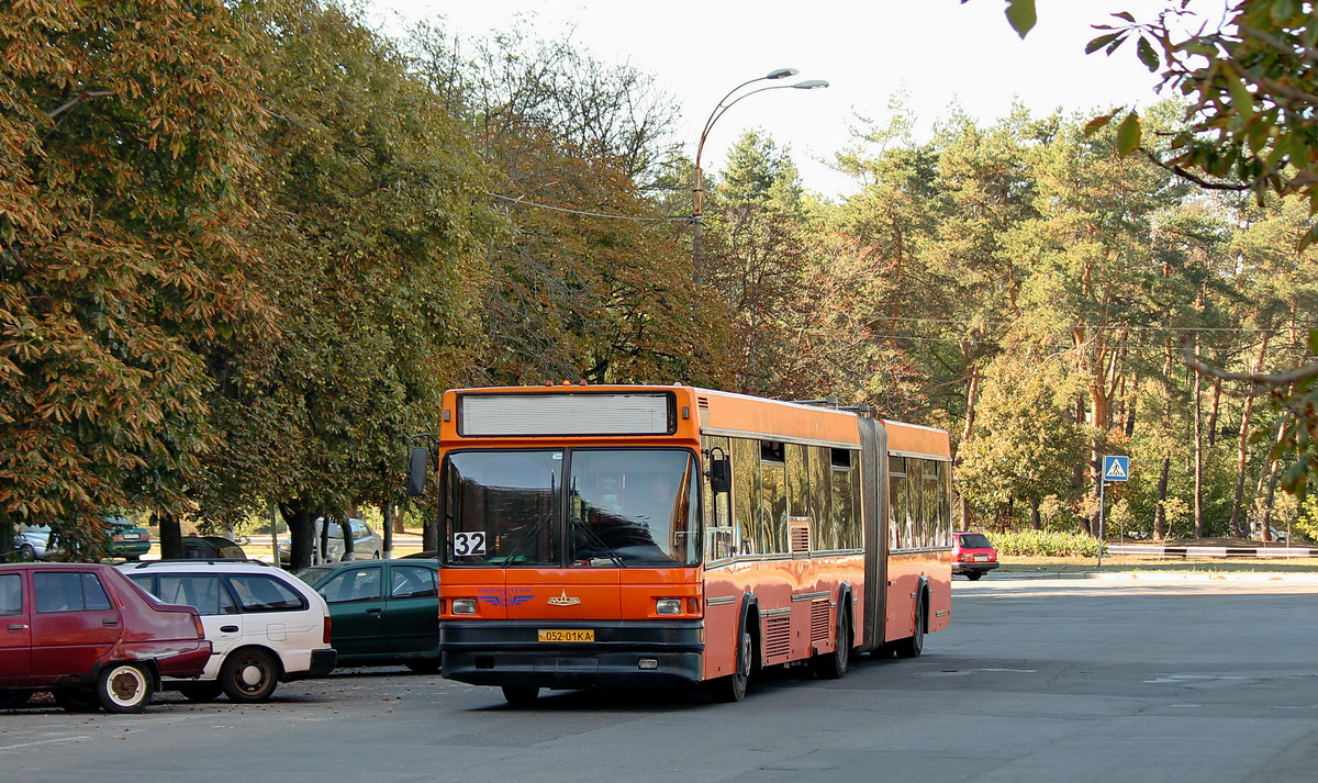 Kijów, MAZ-105.060 Nr 4590