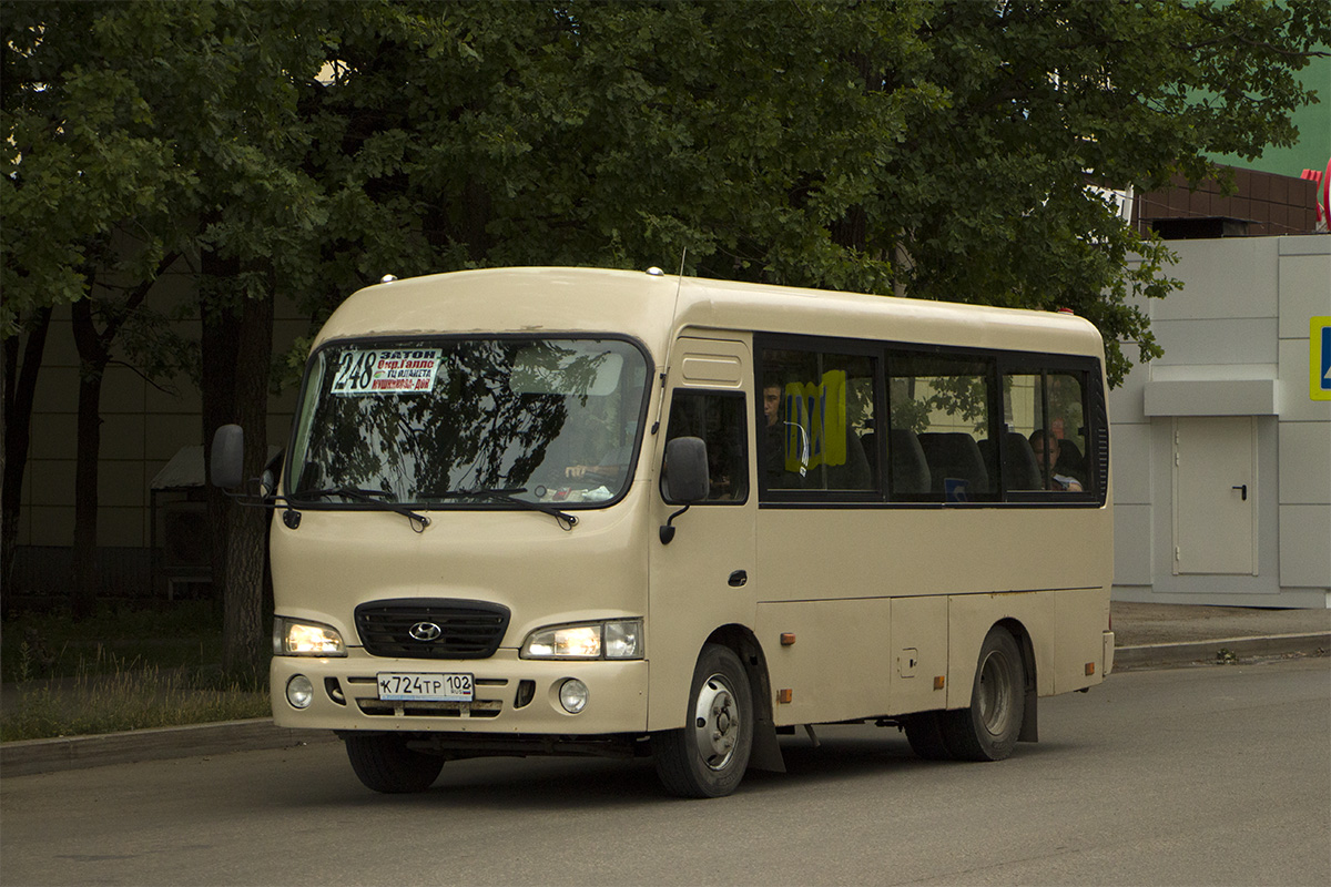 Башкортостан, Hyundai County SWB C08 (РЗГА) № К 724 ТР 102