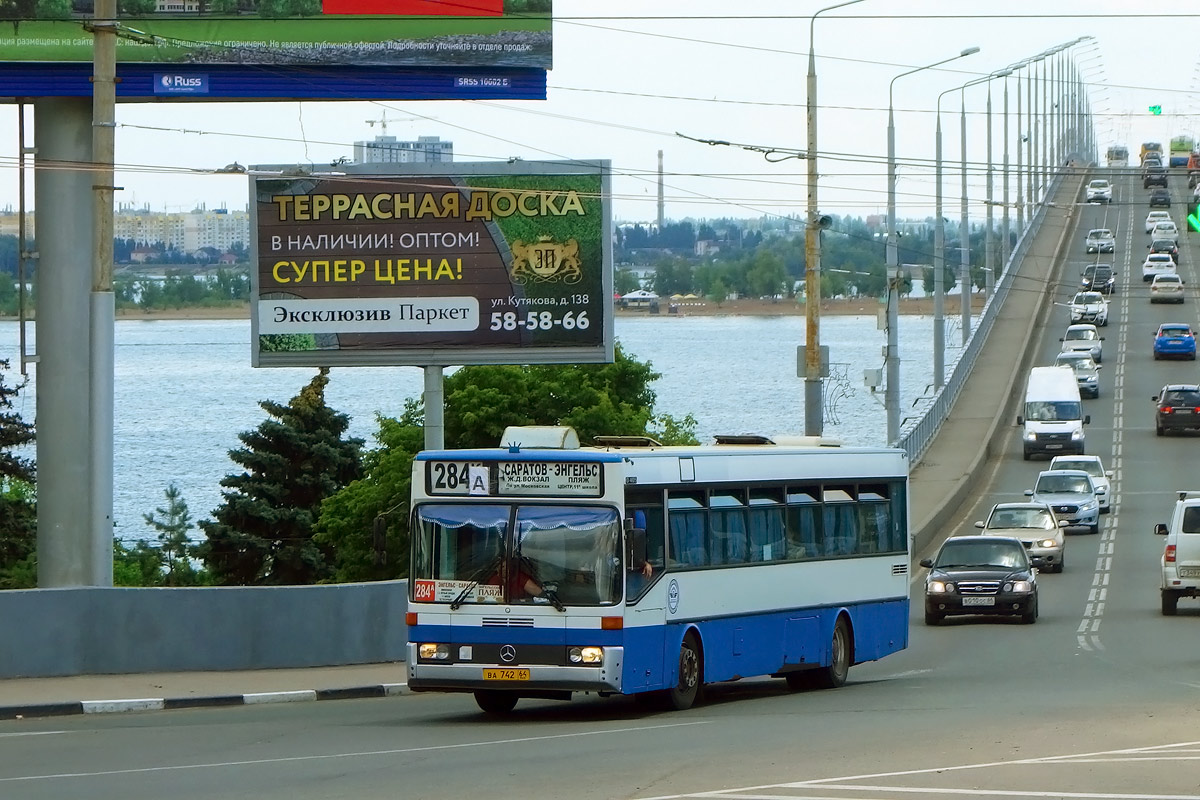 Саратовская область, Mercedes-Benz O405 № ВА 742 64