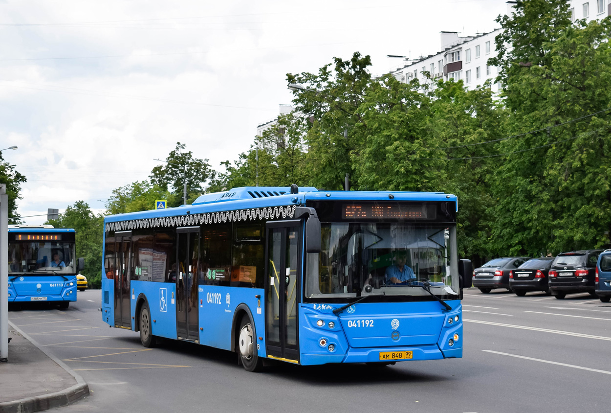 Moscow, LiAZ-5292.65 # 041192