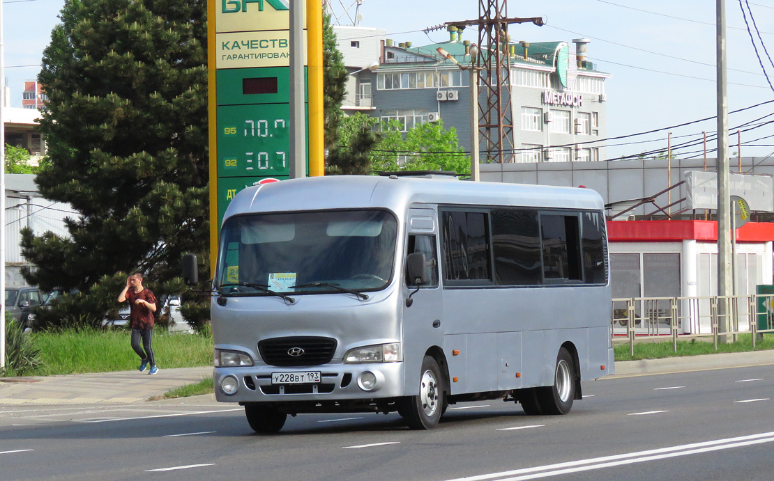 Краснодарский край, Hyundai County LWB C11 (ТагАЗ) № У 228 ВТ 193