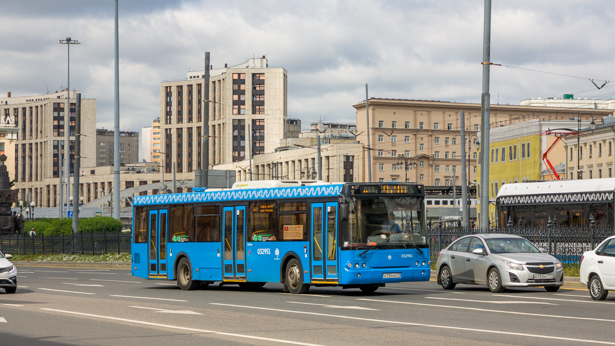 Москва, ЛиАЗ-5292.22 (2-2-2) № 032951