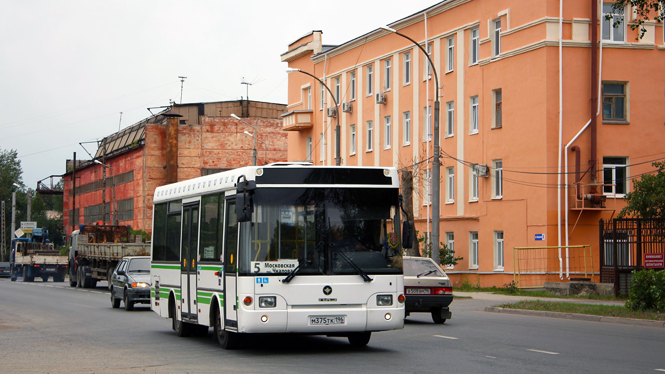 Свердловская область, ПАЗ-3237-01 № М 375 ТК 196