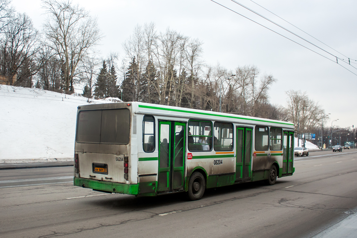 Москва, ЛиАЗ-5256.25 № 08204