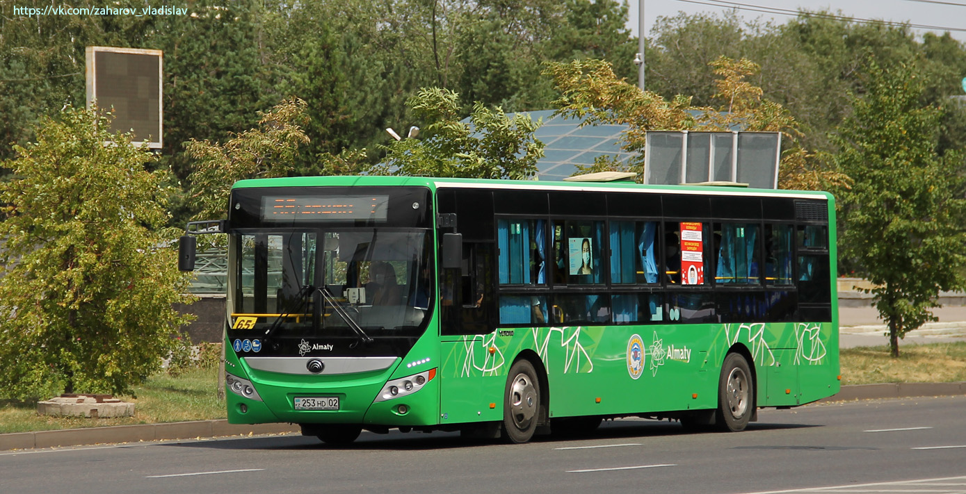 Алматы, Yutong ZK6118HGA № 253 HD 02