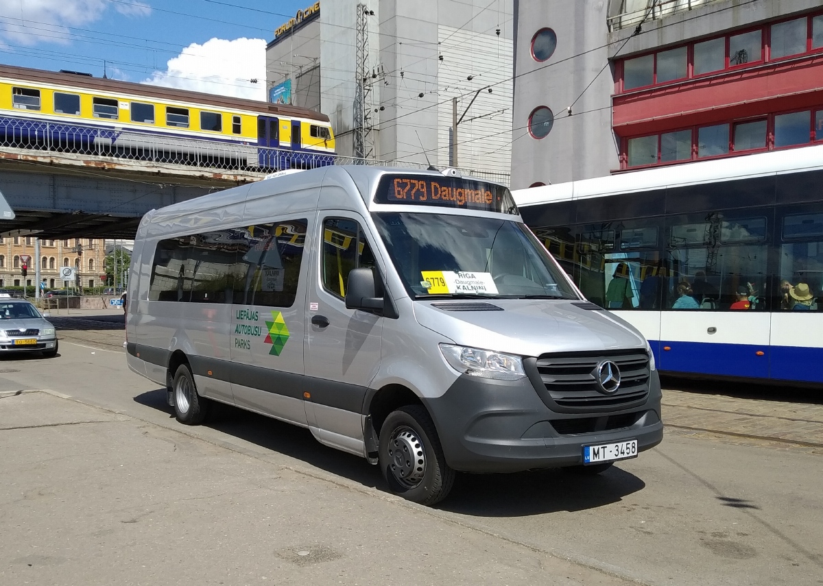 Латвия, Mercedes-Benz Sprinter W907 № 913