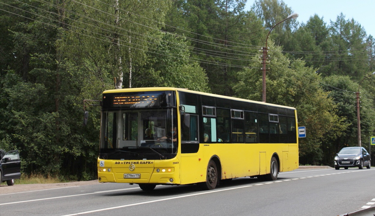 Санкт-Петербург, Golden Dragon XML6125CR № В 079 МУ 178