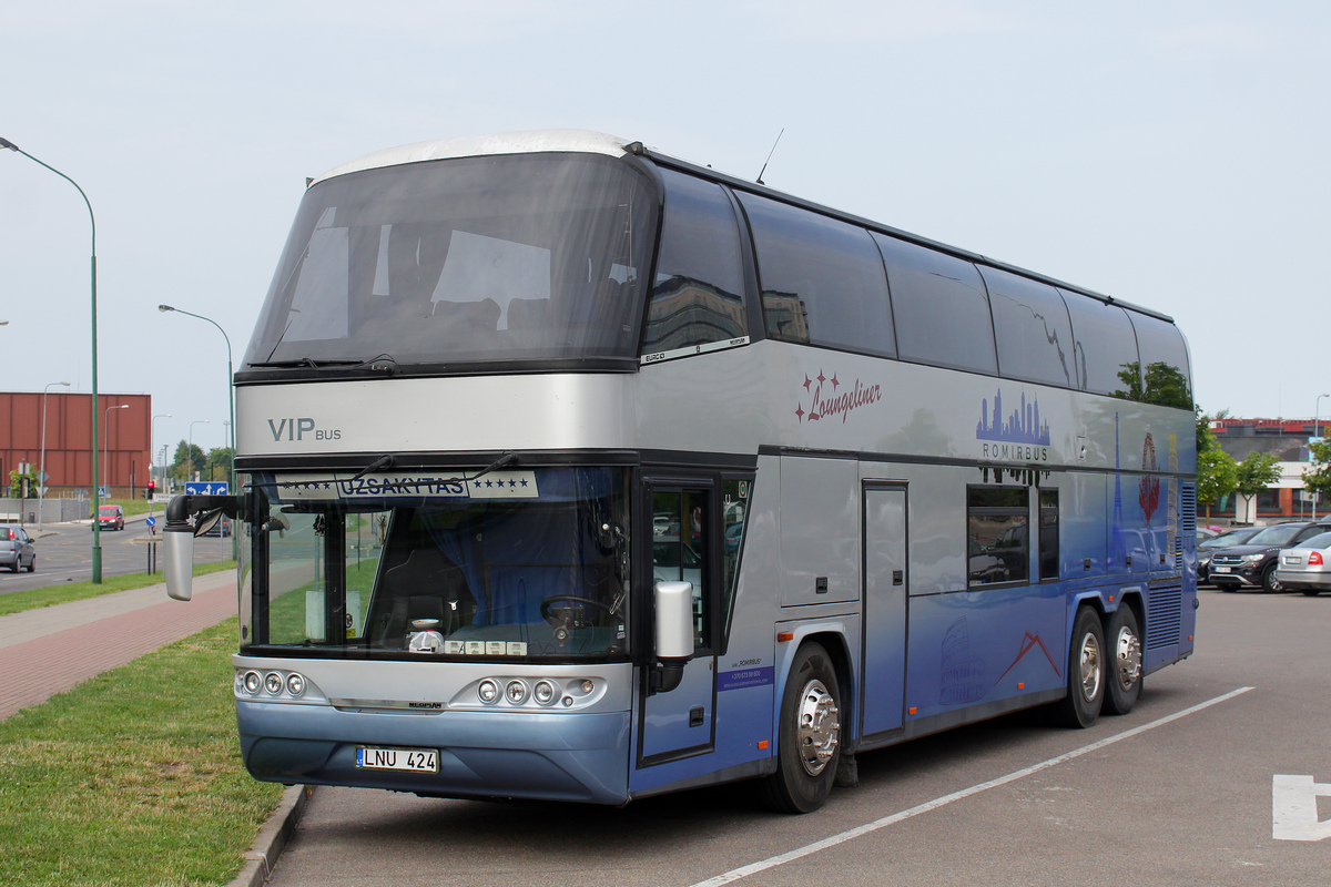 Литва, Neoplan N117/3H Loungeliner № LNU 424