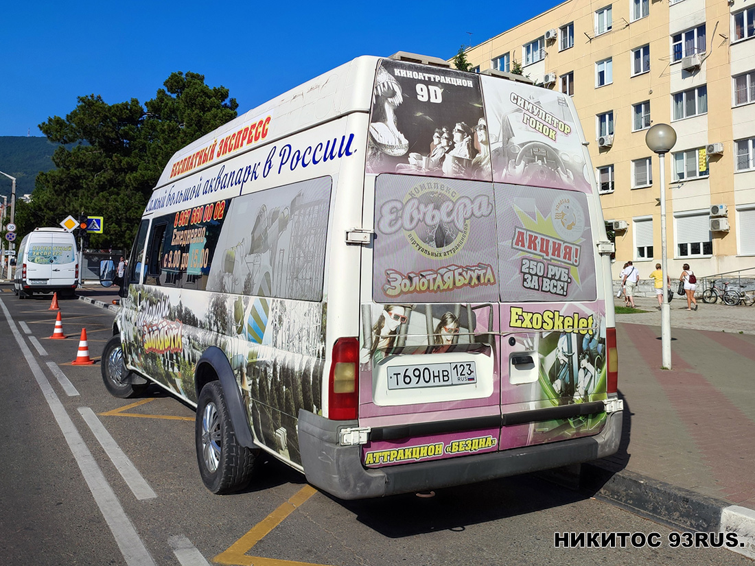 Краснодарский край, Самотлор-НН-3236 (Ford Transit) № Т 690 НВ 123