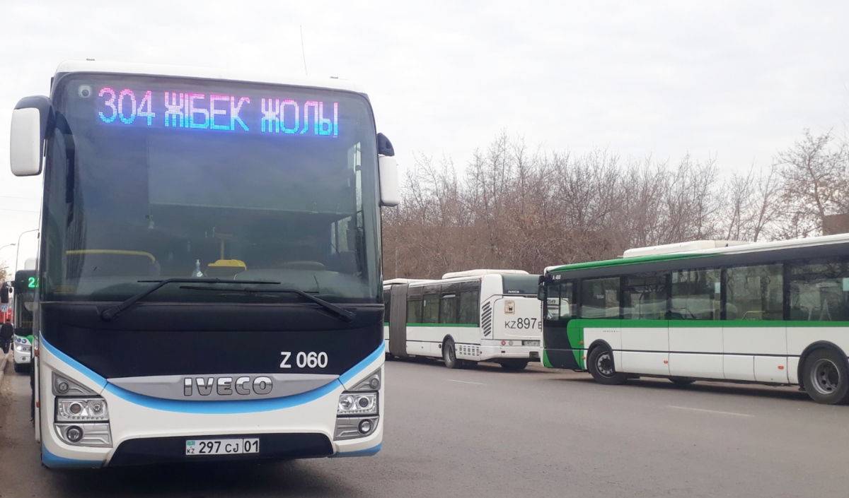 Астана, IVECO Crossway LINE 13M (СарыаркаАвтоПром) № Z060