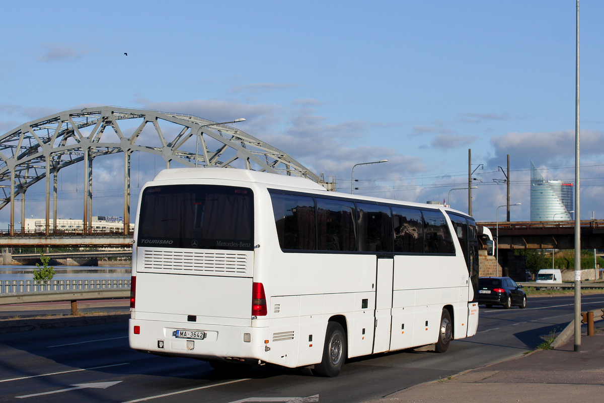 Латвия, Mercedes-Benz O350-15RHD Tourismo № B1023