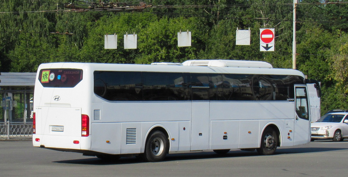 Свердловская область, Hyundai Universe Space Luxury № Е 514 НА 196