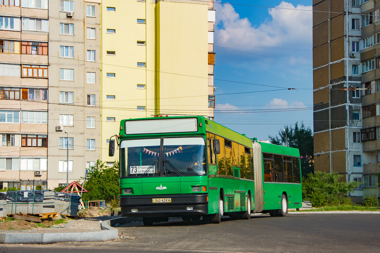 Киев, МАЗ-105.060 № 4692