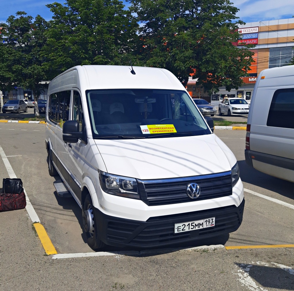 Краснодарский край, Volkswagen Crafter II № Е 215 ММ 193