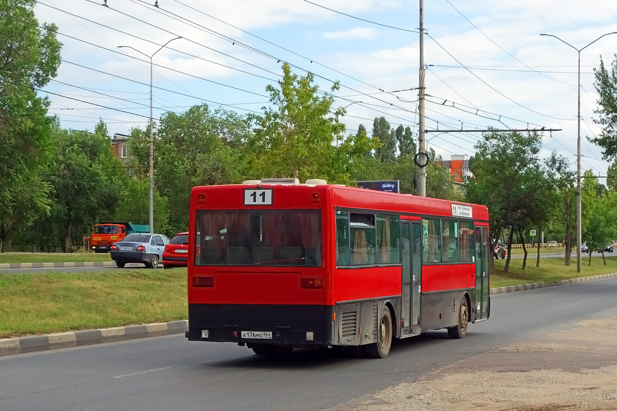 Саратовская область, Mercedes-Benz O405 № А 176 МО 164