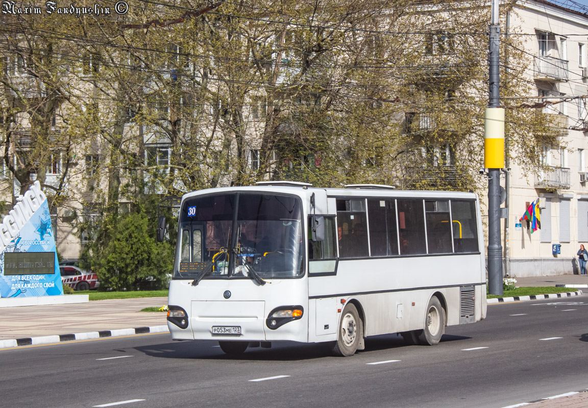 Краснодарский край, КАвЗ-4235-31 (2-2) № Р 053 МЕ 123