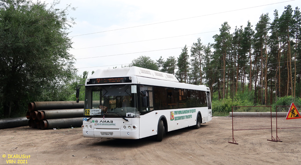 Воронежская область, ЛиАЗ-5292.67 (CNG) № Е 370 ВН 136