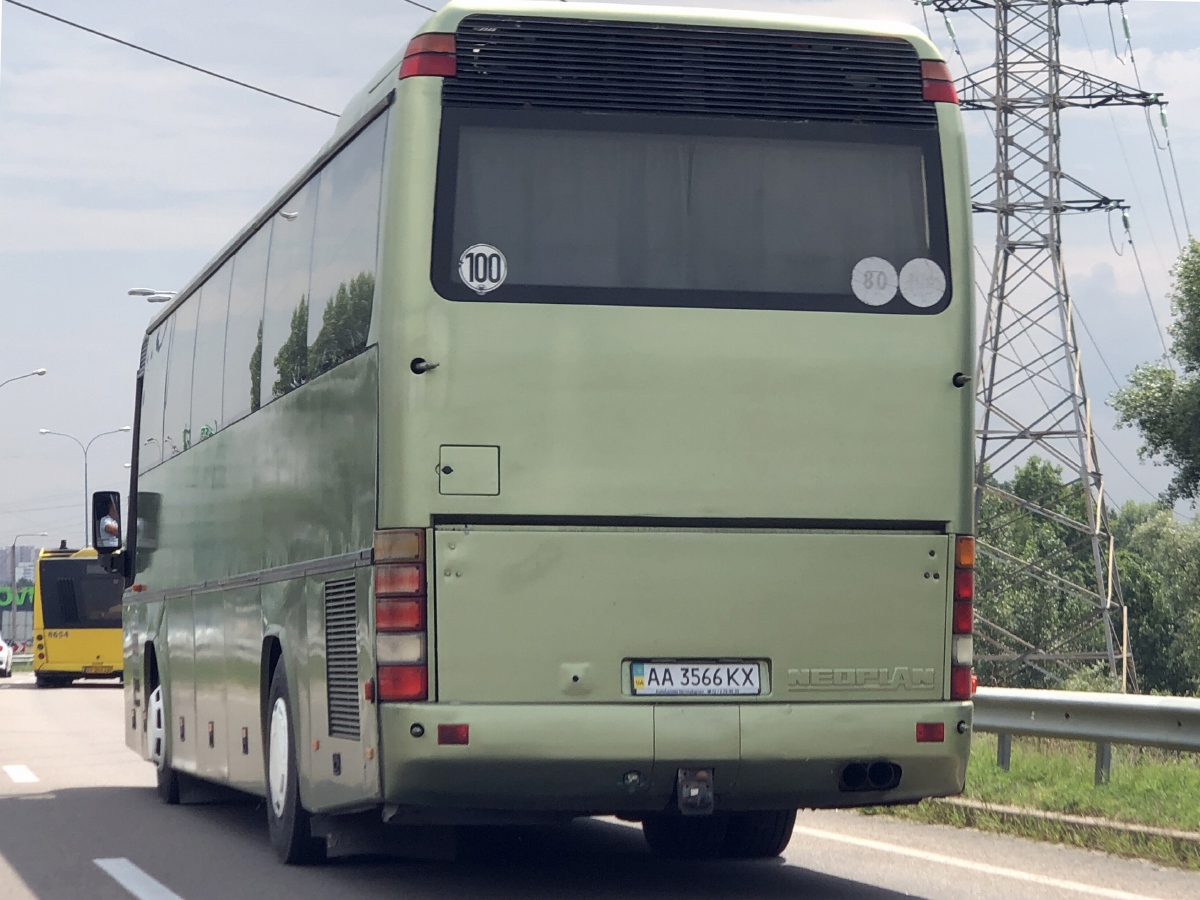 Киев, Neoplan N316SHD Transliner № AA 3566 KX