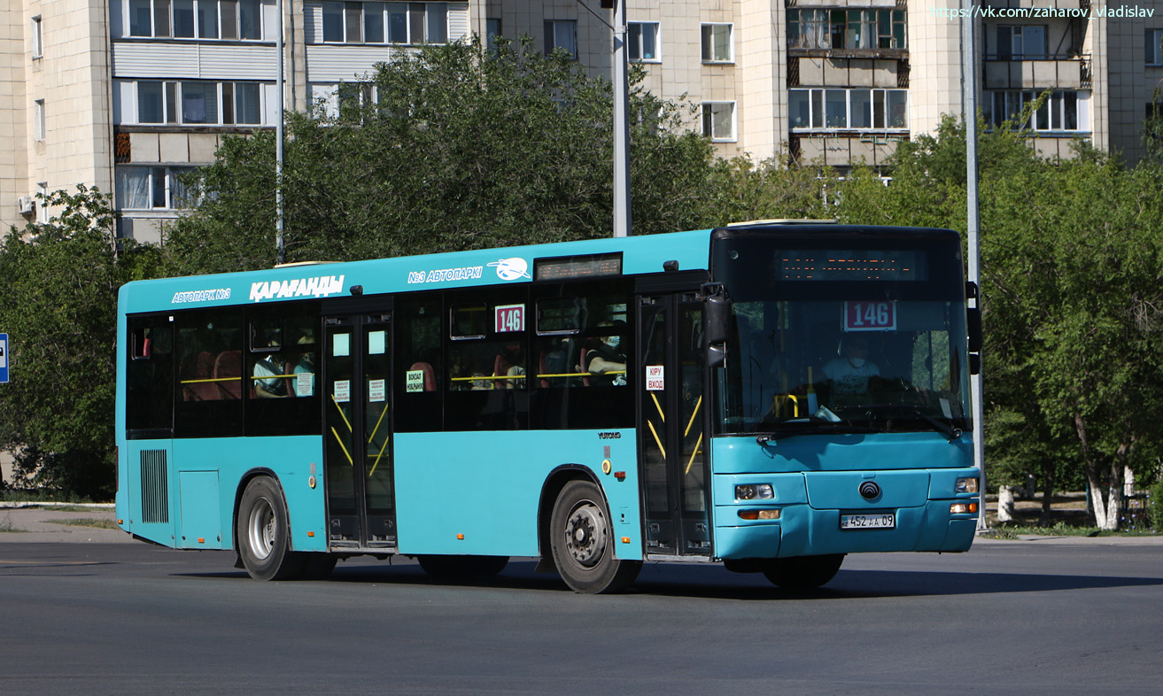 Карагандинская область, Yutong ZK6118HGA № 452 AA 09