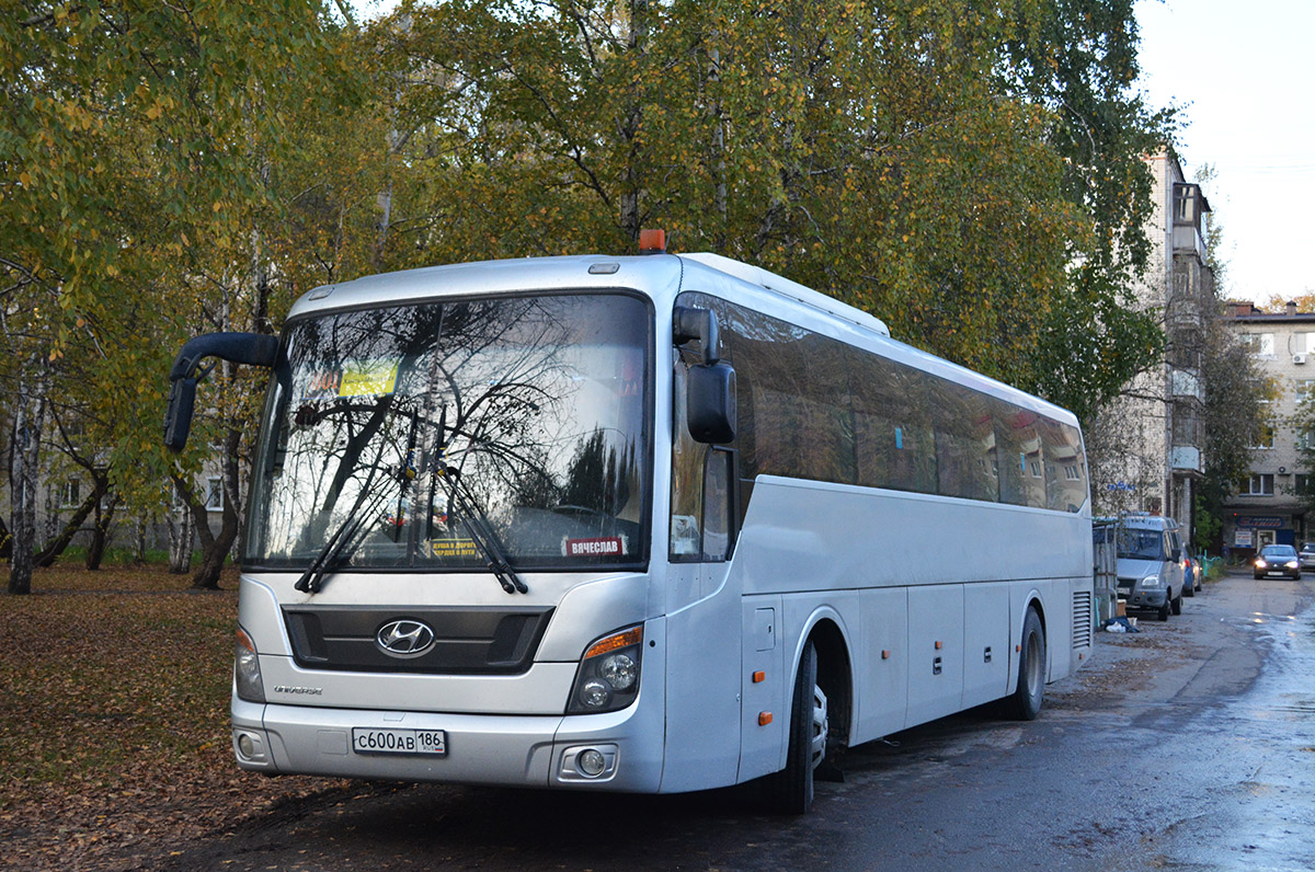 Ханты-Мансийский АО, Hyundai Universe Space Luxury № С 600 АВ 186