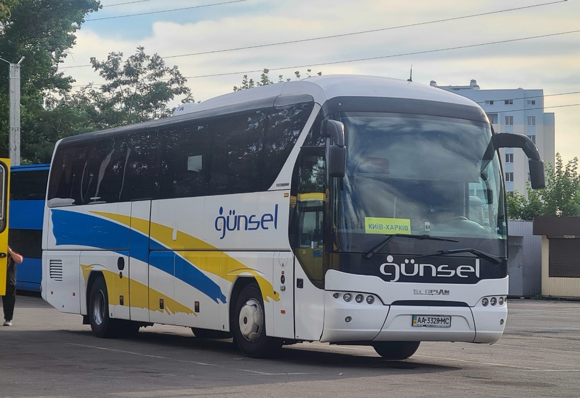 Киев, Neoplan P21 N2216SHD Tourliner SHD № AA 3328 MC