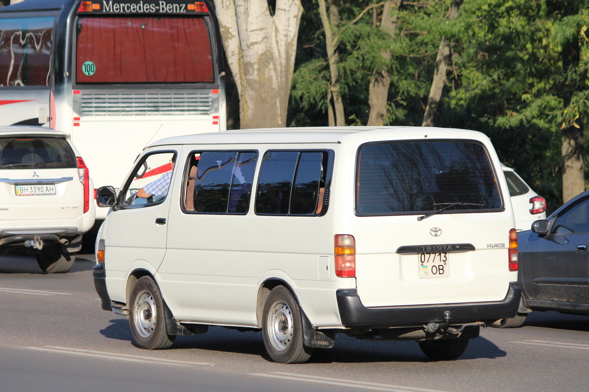 Одесская область, Toyota HiAce LH114L № 077-13 ОВ