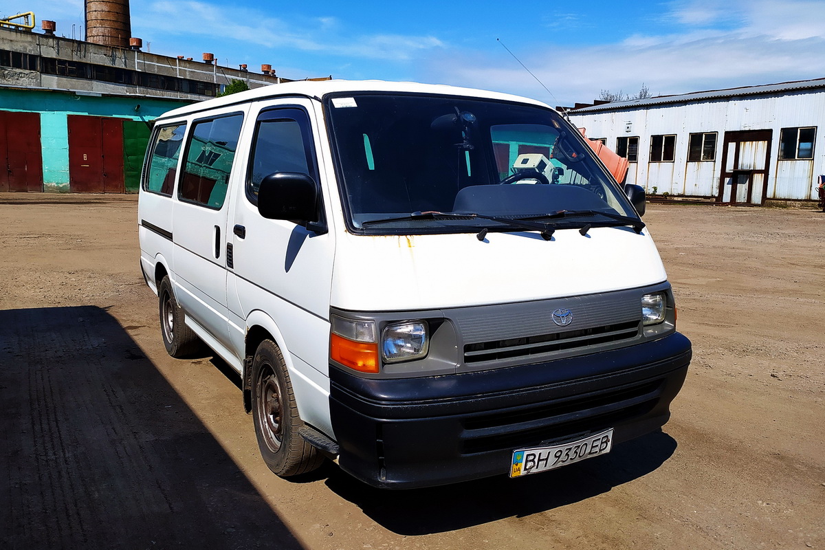 Одесская область, Toyota HiAce LH104L № 5208