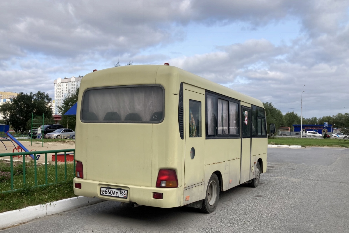 Ханты-Мансийский АО, Hyundai County SWB C08 (РЗГА) № В 660 АУ 186