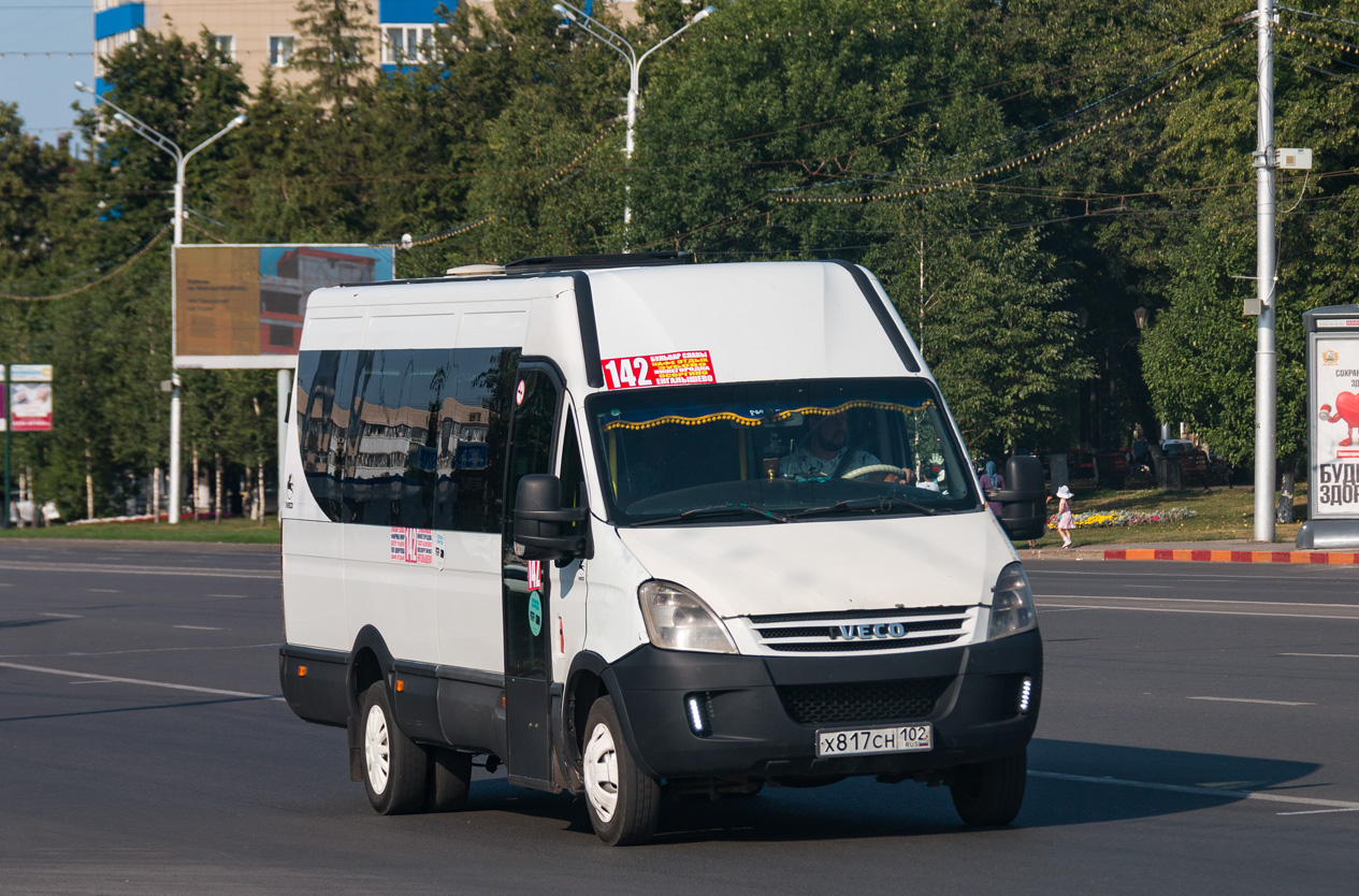 Башкортостан, Нижегородец-2227UU (IVECO Daily) № Х 817 СН 102