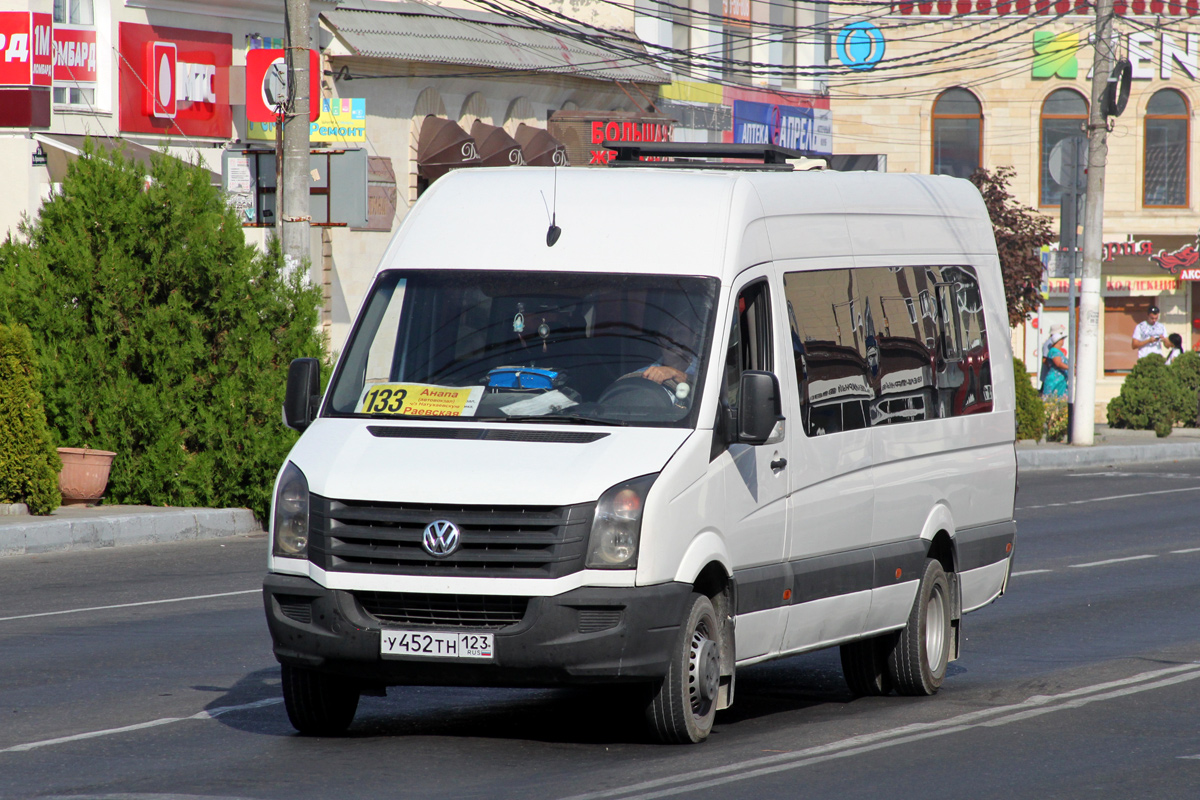 Краснодарский край, Луидор-223710 (Volkswagen Crafter) № У 452 ТН 123