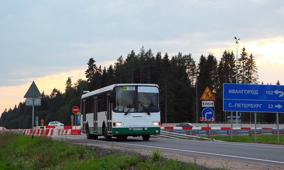 Санкт-Петербург, ЛиАЗ-5256.53 № 001