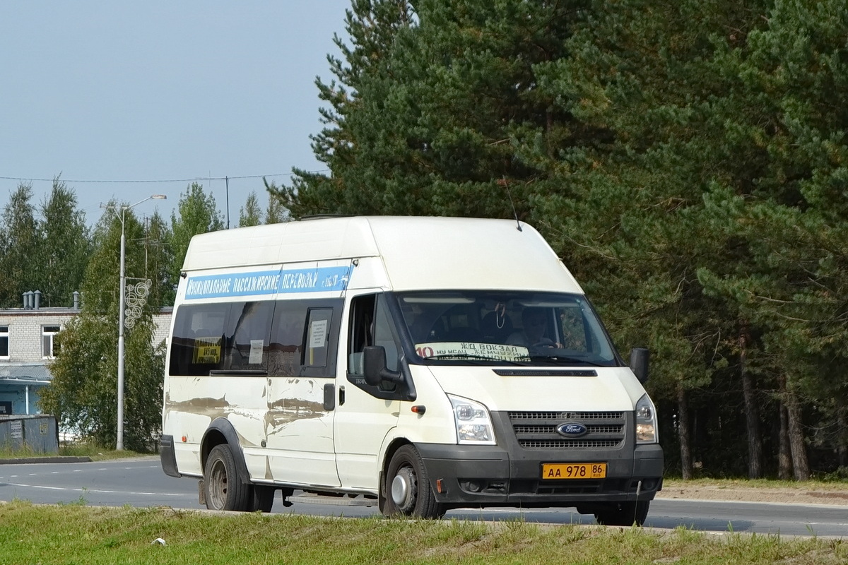 Ханты-Мансийский АО, Нижегородец-222709  (Ford Transit) № 556