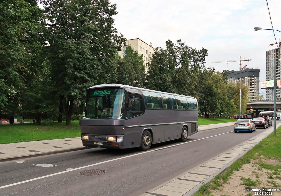 Москва, Neoplan N212H Jetliner № У 423 СТ 199