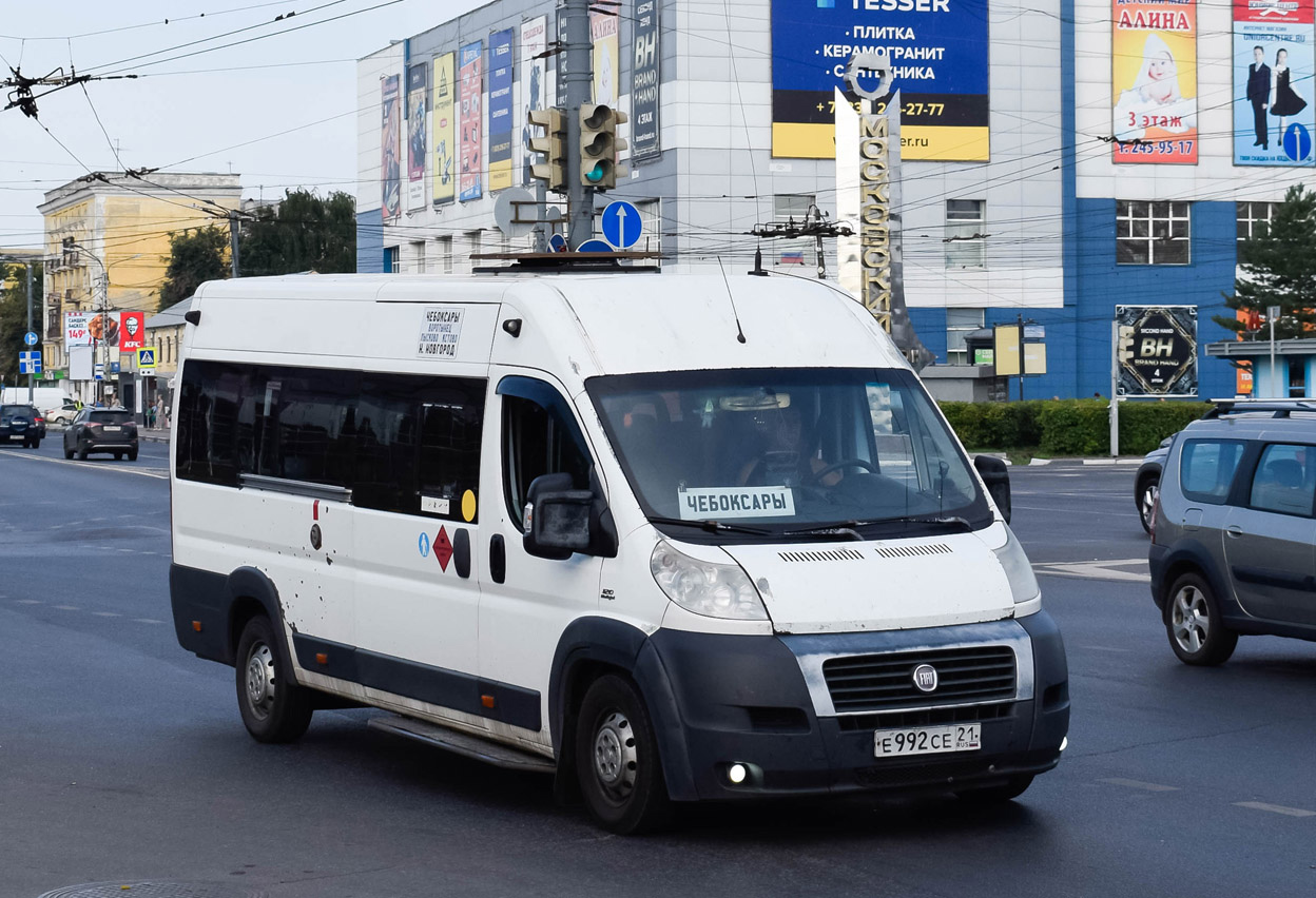 Чувашия, Нижегородец-FST613 (FIAT Ducato) № Е 992 СЕ 21