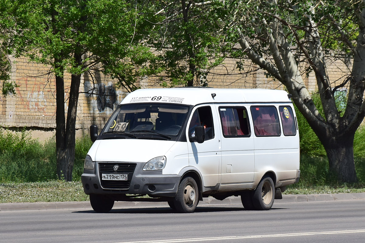 Волгоградская область, ГАЗ-322132 (XTH, X96) № А 719 МС 134