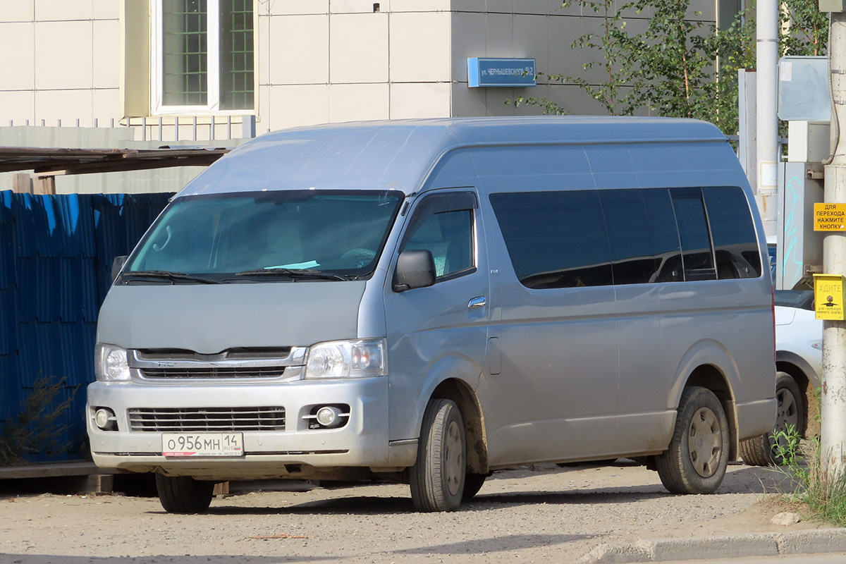 Sakha (Yakutia), Toyota HiAce TRH223L # О 956 МН 14