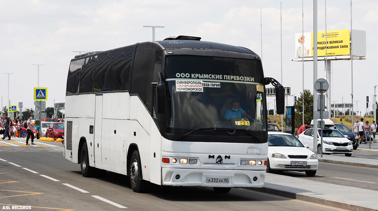 Республика Крым, Irizar Century I 12.37 № А 332 ХК 82