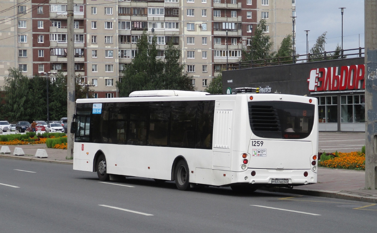 Petrohrad, Volgabus-5270.05 č. 1259