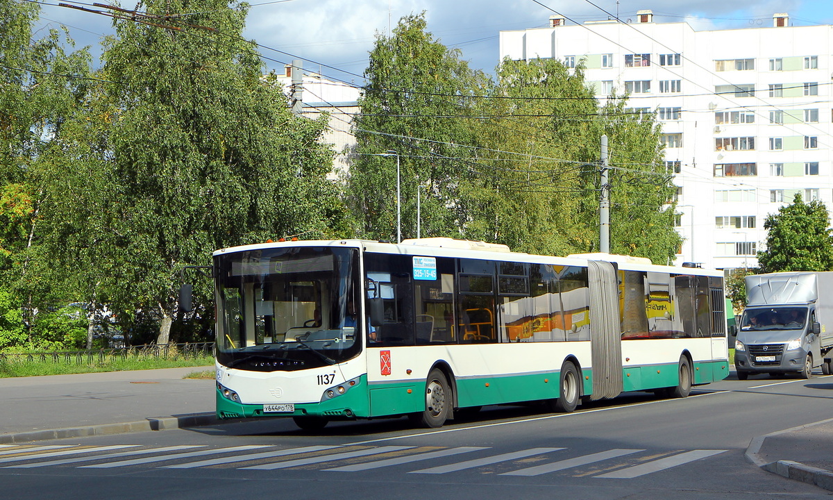 Санкт-Петербург, Volgabus-6271.00 № 1137